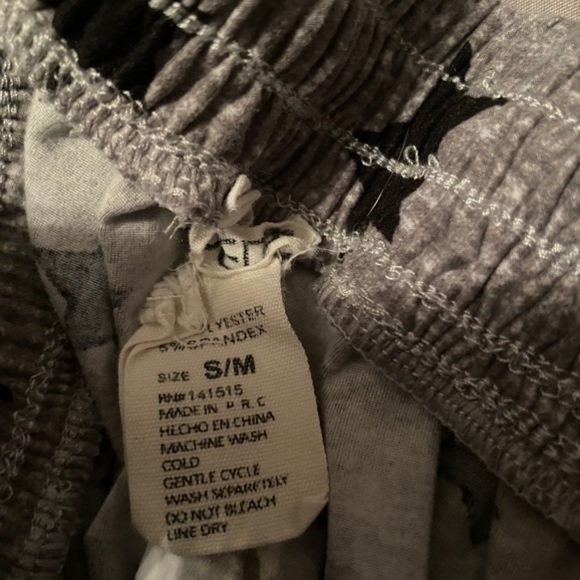 Joggers - Picture 2 of 2